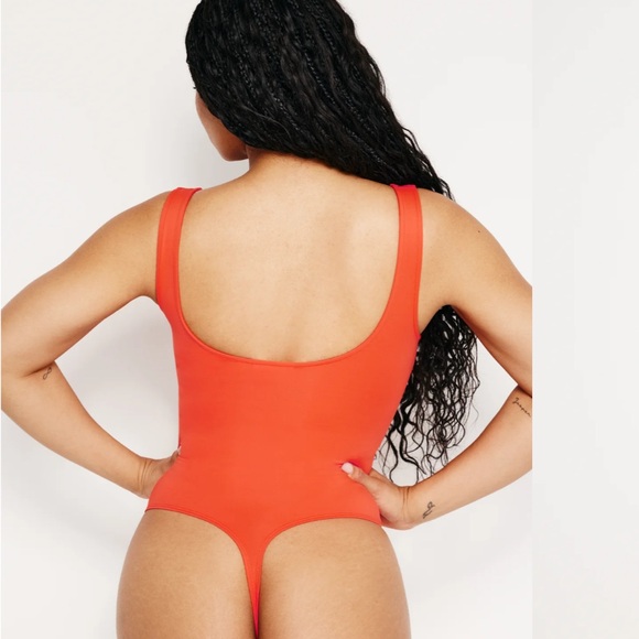 Good American bodysuit - Picture 10 of 10